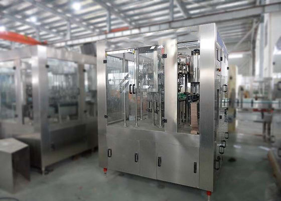 Cina Mesin Pembotolan Minuman Ringan Berkarbonasi, Mesin Pengisian Minuman Berkarbonasi Kecil pemasok