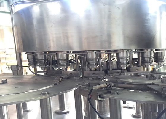 Jus Buah Mengisi Mesin penuh Otomatis 8000b / H Plastik Botol PET Mengisi Mesin pemasok