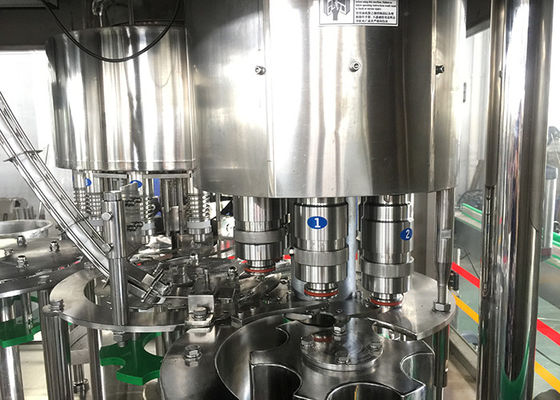 Peralatan Pengolahan Jus Buah 15 kw, Mesin Pengisian Botol Pet Otomatis pemasok